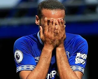 Cenk Tosun’a büyük şok! Bunu hiç beklemiyordu...