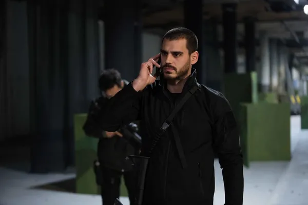 yalniz-kurt-27-bolum-2-fragmani-yayinlandi-beni-attiklari-cukurdan-cikmak-icin-ilk-adimi-atiyoruz-1669147409189.jpg Yalnız Kurt 27. bölüm 2. fragmanı yayınlandı: “Beni attıkları çukurdan çıkmak için ilk adımı atıyoruz”-4