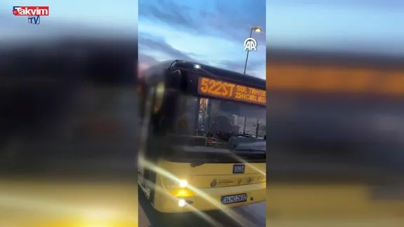 İETT otobüsünde kavga: Şoför yolcuyu araçtan indirip saldırdı