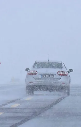 Doğu'da ulaşıma kar engeli