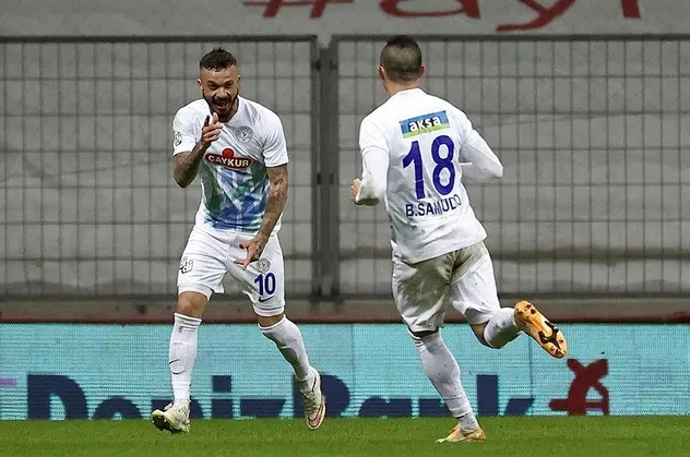 İşte Rizespor'un Galatasaray karşısında kazandığı penaltı pozisyonu: Skoda topu ağlara gönderdi