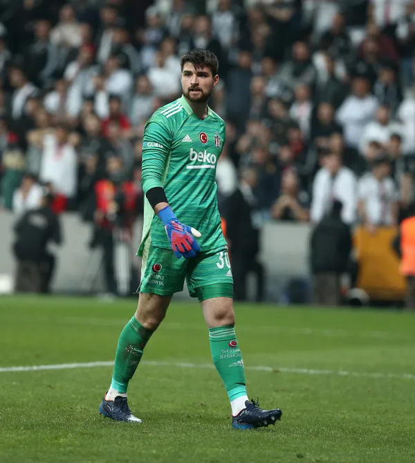 ajaxta-hedef-besiktastan-ersin-ikinci-turk-olacak-1661700646325.jpg Ajax'ta hedef Beşiktaş'tan Ersin! İkinci Türk olacak-6