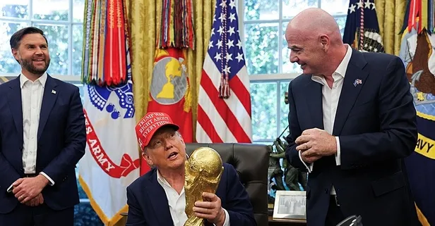 Beyaz Saray’da ilginç anlar! FIFA Başkanı Infantino övgü yağdırdı: Trump Dünya Kupası’na el koydu
