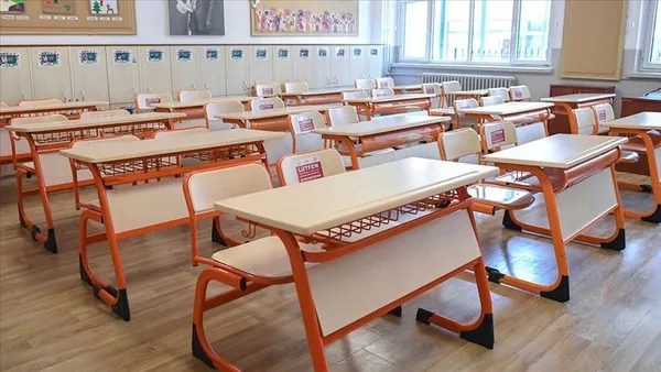 son-dakika-milli-egitim-bakani-ziya-selcuktan-yuz-yuze-egitim-ile-ilgili-yeni-aciklama-yariyil-tatili-tarihi-degisecek-mi-1607675414253.jpg SON DAKİKA! Milli Eğitim Bakanı Ziya Selçuk'tan yüz yüze eğitim ile ilgili yeni açıklama! Yarıyıl tatili tarihi değişecek mi?-3