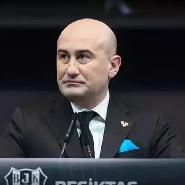 Hüseyin Yücel’den istifa!