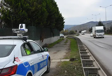 Amaç tuzak değil can kaybını önlemek! Nerede kaç radar var? Gideceğin ili seç sayıyı gör