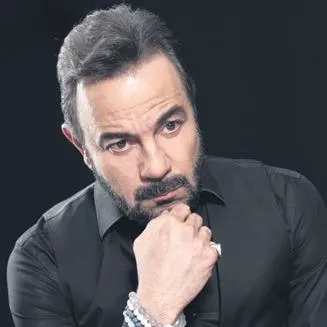 dilan-cicek-deniz-sirt-bolgesindeki-yana-dogru-egilmeden-dolayi-skolyoz-ameliyati-olacak-1650050463110.jpeg Dilan Çicek Deniz sırt bölgesindeki yana doğru eğilmeden dolayı skolyoz ameliyatı olacak-3