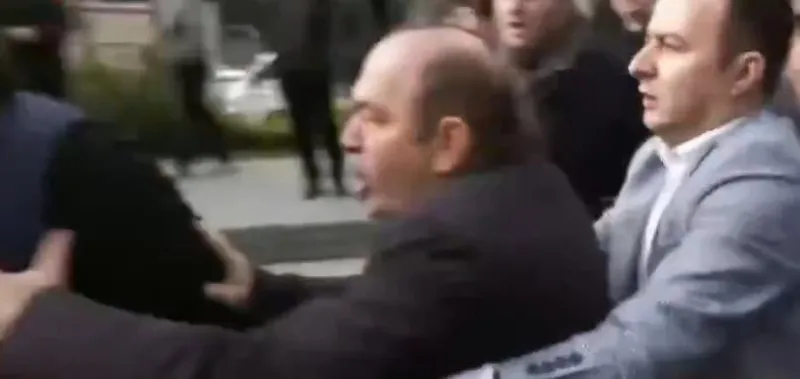 Adliyede adaylık arayışı: Savcıyı tehdit etti bilirkişiyi hedef gösterdi! Ekrem İmamoğlu ifade verdi | Çağlayan'da provokasyon | Mansur Yavaş'tan sıkı markaj-5