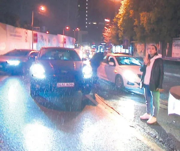 Tek başarısı Seda Sayan'ın oğlu Oğulcan Engin'le çıkmasıydı! YouTuber Ala Tokel'den gazetecilere terbiyesizlik-3