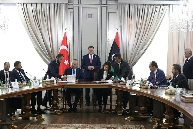 disisleri-bakani-mevlut-cavusoglu-libyada-duyurdu-kritik-gaz-anlasmasi-1664801693836.jpeg Dışişleri Bakanı Mevlüt Çavuşoğlu Libya'da duyurdu! Kritik 'gaz' anlaşması...-3