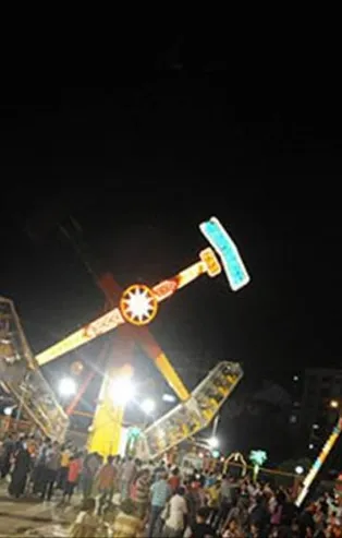 Lunaparklar çocukları bekliyor