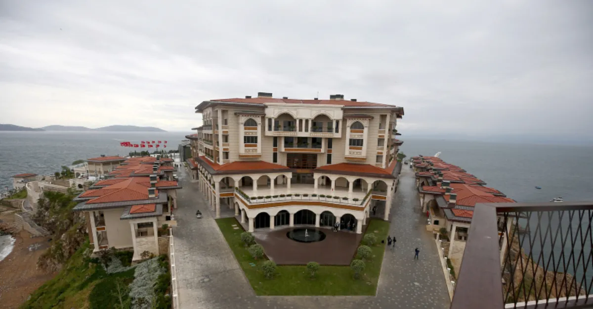 Demokrasi ve Özgürlükler Adası’nda fotoğraflarla geçmişe yolculuk!