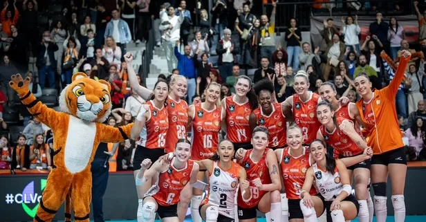 Şampiyonlar Ligi'ne süper başlangıç! Eczacıbaşı Dynavit - OK Zeleznicar: 3-0 | MAÇ SONUCU