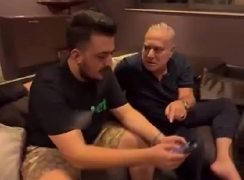 yasa-disi-bahis-sorusturmasinda-sosyal-medya-fenomenleri-icin-yakalama-karari-ibrahim-yilmazin-hesabina-erisim-1731514100585.jpeg Mehmet Ali Erbil'in bahis reklamı yaptığı görüntü (Ekran Görüntüsü/Takvim.com.tr)