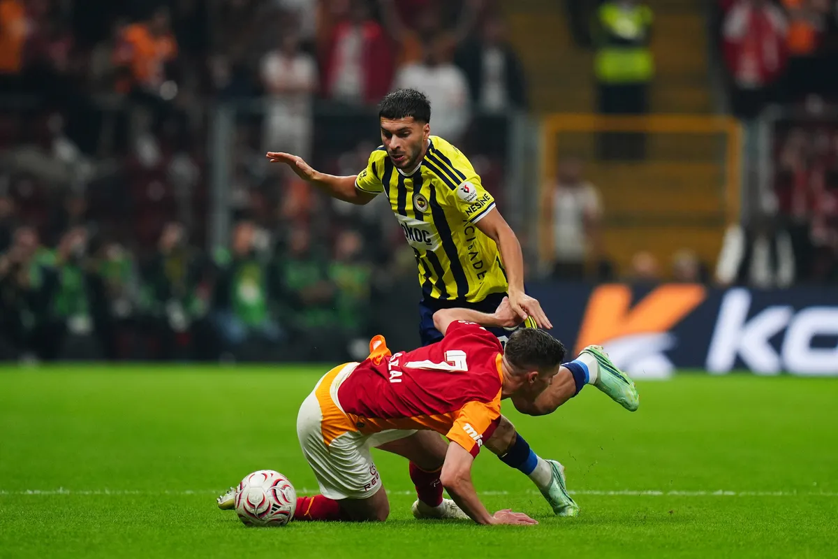 aston-villadan-oguz-aydin-icin-13-milyon-euroluk-transfer-plani-1793346191257.jpg Yapılacak teklif belli oldu! İngilizler Oğuz Aydın'ın peşinde-2