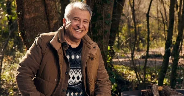 Hüseyin Avni Danyal’dan eşine şiirli kutlama! 15 yıllık mutluluğun ikna dolu hikayesi!