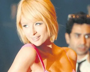 Paris eskiyi hatırladı