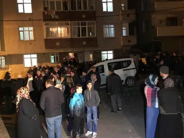 Bahçelievler'de anne ve kızı evinde ölü bulundu - 4