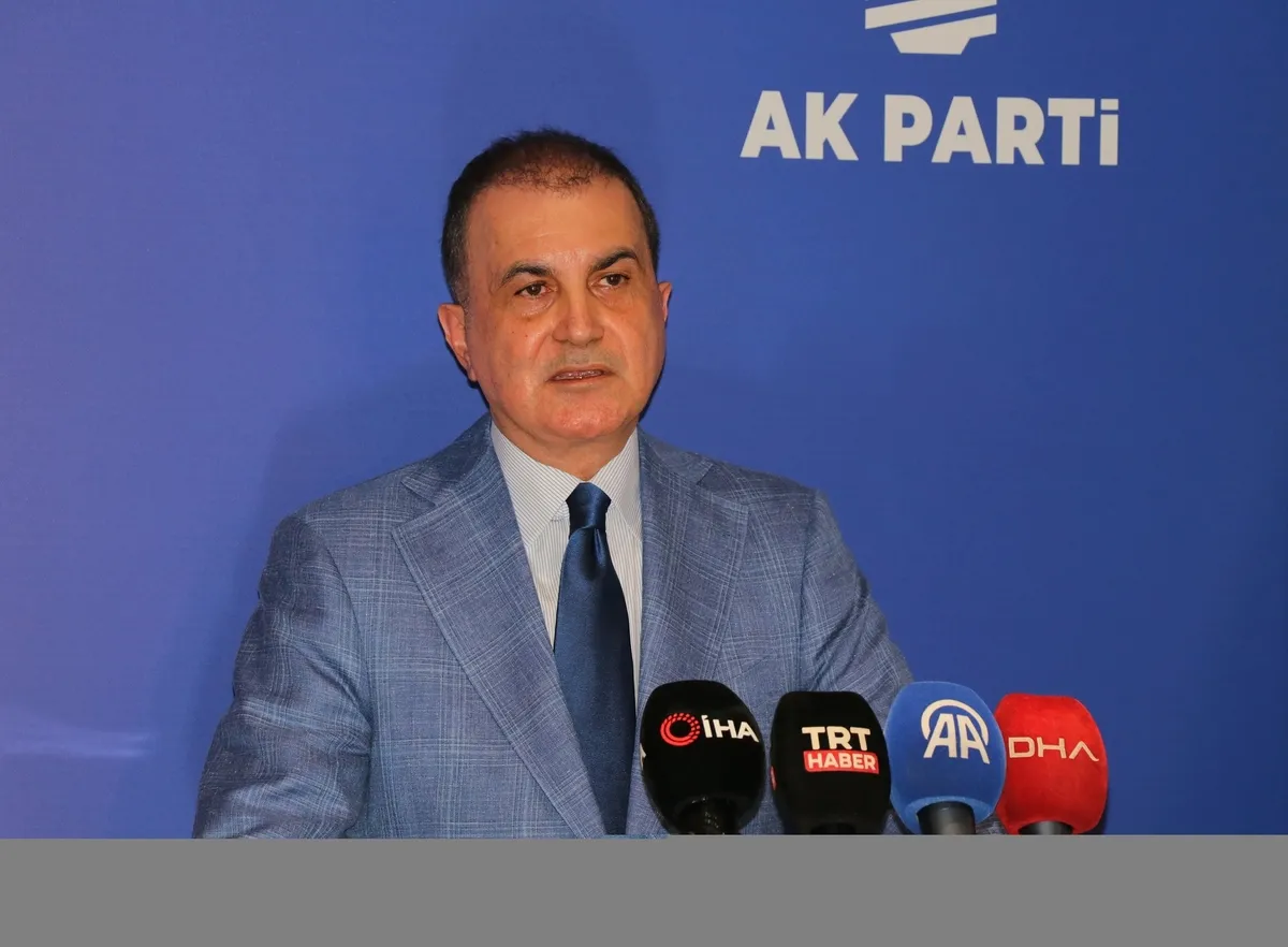 ak-partiden-chpdeki-mutlak-butlan-kavgasina-ilk-yorum-celik-taraf-degiliz-hakaret-ve-tehditler-aynen-iade-1779719031140.jpeg AK Parti’den CHP’deki mutlak butlan kavgasına ilk yorum: Çelik: Taraf değiliz | Hakaret ve tehditler aynen iade-10