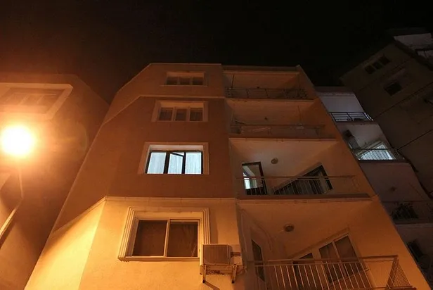 Manisa'da korkunç olay! Bir süredir ayrı olduğu eşini ve oğlunu vurarak öldürdü-2