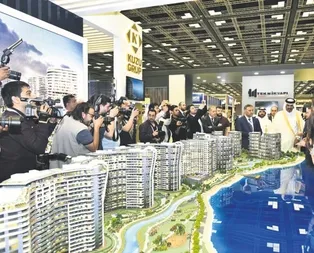 Devlerden Katar çıkarması