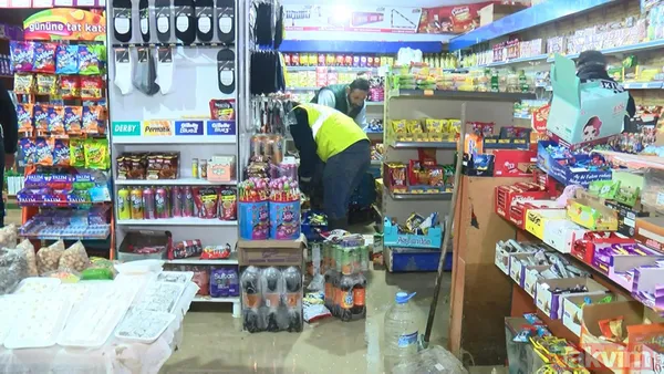 İstanbul Başakşehir'de İSKİ deposundan su taştı! İki ev ve bir markette hasar... - 11