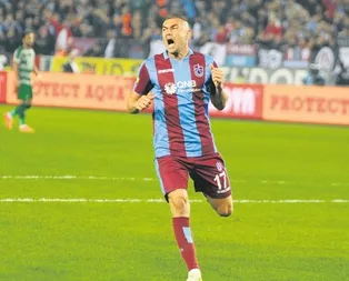 Burak Yılmaz kadroya alınmadı!