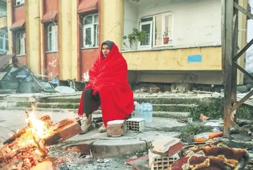 Depremzedeye nakit desteği