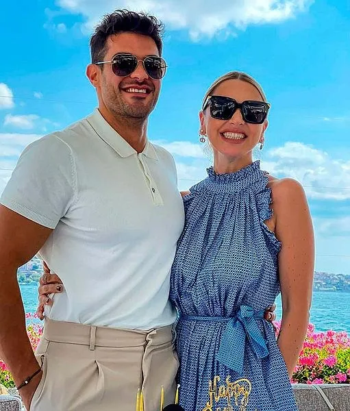 Yine duramadı! Hadise’den Mehmet Dinçerler’e olay gönderme