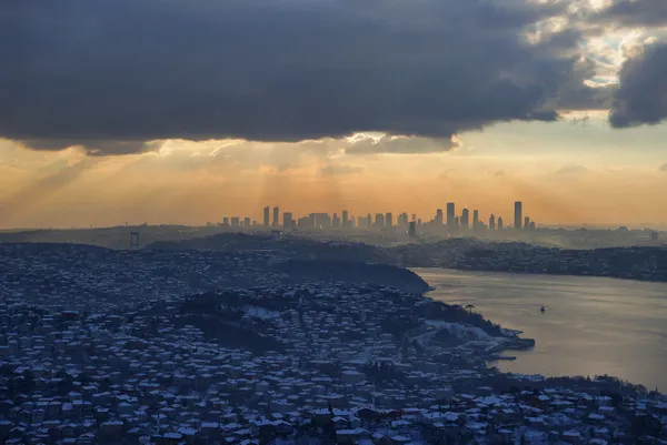 son-dakika-istabulda-kar-yagacak-mi-istanbulda-kar-yagisi-tekrar-basladi-19-ocak-hava-durumu-1611053981462.jpg SON DAKİKA: İstabul'da kar yağacak mı? İstanbul'da kar yağışı tekrar başladı! 19 Ocak hava durumu-9