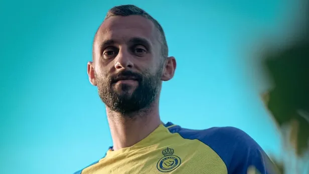 fifa-yilin-futbolcu-adaylarini-acikladi-turk-yildiz-listede-yer-buldu-1694716838547.jpeg FIFA yılın futbolcu adaylarını açıkladı! Türk yıldız da listede yer aldı-6