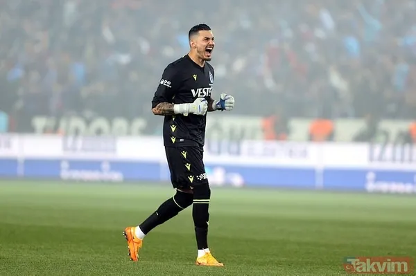 Sezona damga vurup, Trabzonspor'u sırtladılar! İşte tarihi şampiyonluğu getiren usta ayaklar... - 4