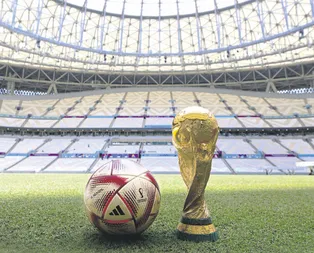 Ofsaytı fısıldayan akıllı futbol topu