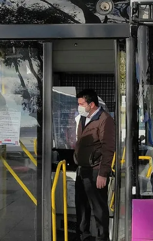 İstanbul'da koronavirüse İBB dopingi! Pozitif şoför, tıklım tıklım yolculuk