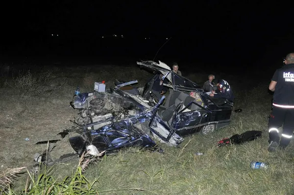 1665424588847.jpg Tekirdağ'da korkunç kaza! Araç paramparça oldu: 1 ölü 8 yaralı-2