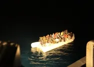 MSB duyurdu! Midilli Adası yakınında 26 düzensiz göçmen kurtarıldı