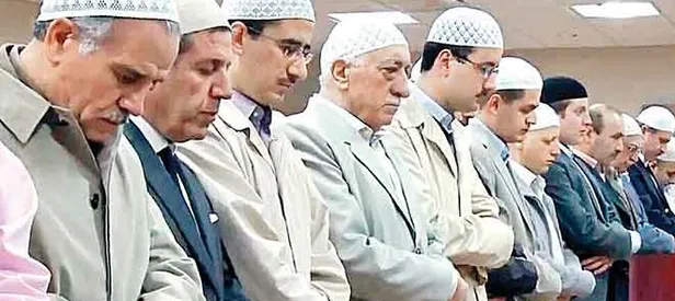 Gülen'in namaz kıldırmayı bilmediği ortaya çıktı