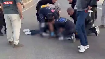 Motosikletten yola savruldu, durumu kritik!