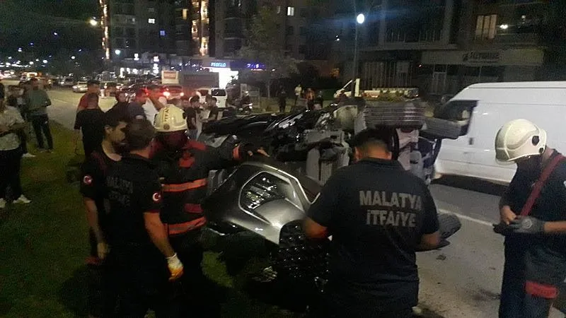 Malatya'da gece yarısı ölümlü kazalar: 2 kişi hayatını kaybetti-3