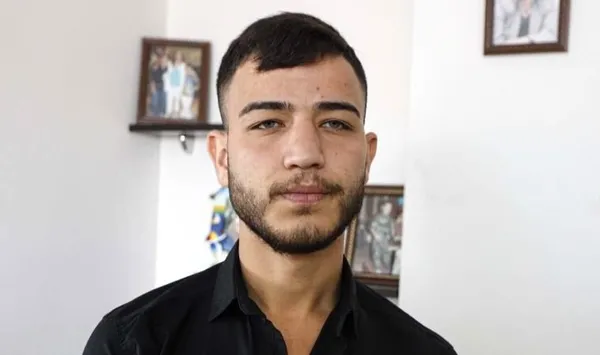 erol-uygun-kimdir-umitcan-uygun-abisi-erol-uygun-serbest-mi-erol-uygun-tutuklandi-mi-1628414194526.jpg Erol Uygun serbest mi? Erol Uygun tutuklandı mı? Ümitcan Uygun abisi Erol Uygun kimdir?-2