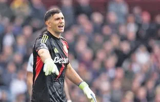 Yüksekten uçtular! Fenerbahçe ile adı anılan Emiliano Martinez için 47 milyon Euro talebi