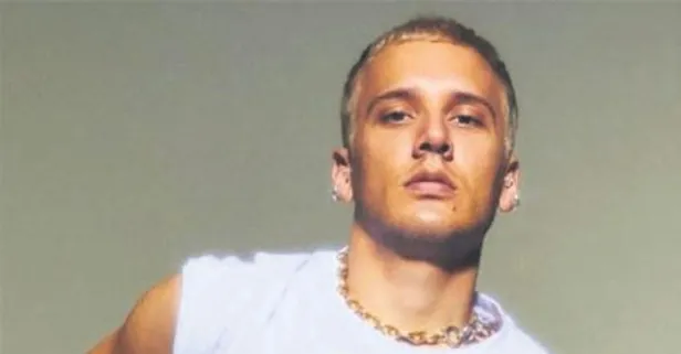 Edis'in yaş gününde hayranları onun adına Mardinli miniklere pasta kesip kedilere mama dağıttı