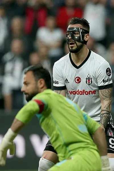 Dolmabahçe'de Talisca fırtınası-1