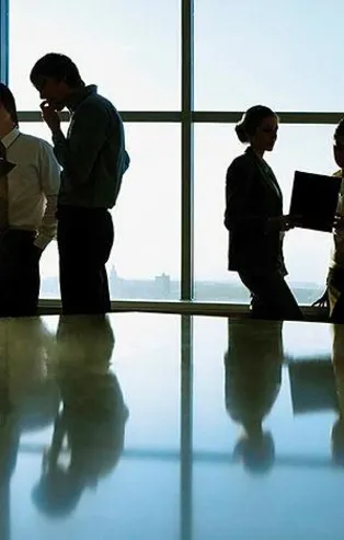 Yeni partinin arkasında kim var?