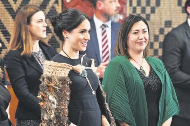 Meghan Markle yine kural tanımadı
