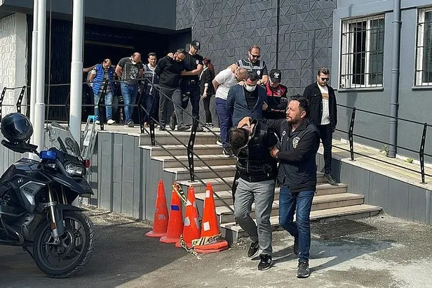 kataloglu-fuhus-sebekesi-coktu-sifre-konum-var-1685953028320.jpeg 'Katalog'lu fuhuş şebekesi çöktü! Şifre: Konum var-4