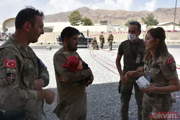 Türk askeri ve ABD askeri arasındaki merhamet farkı objektiflere yansıdı! - 8