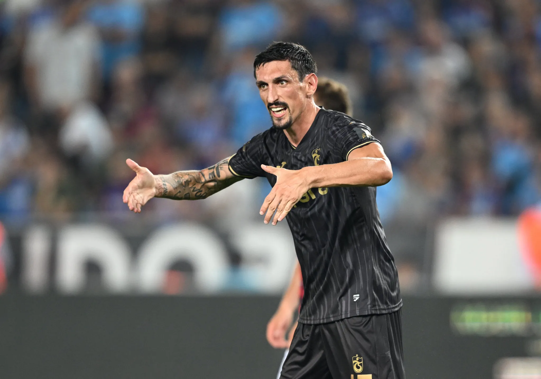 Trabzonspor'a Lovik'ten sonra bir transfer daha! İmzalar bekleniyor - 9