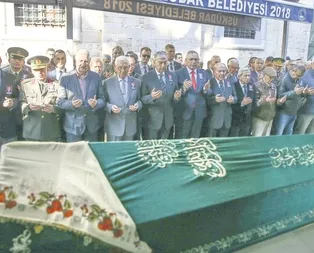 Yaşar Büyükanıtın eşi son yolculuğuna uğurlandı