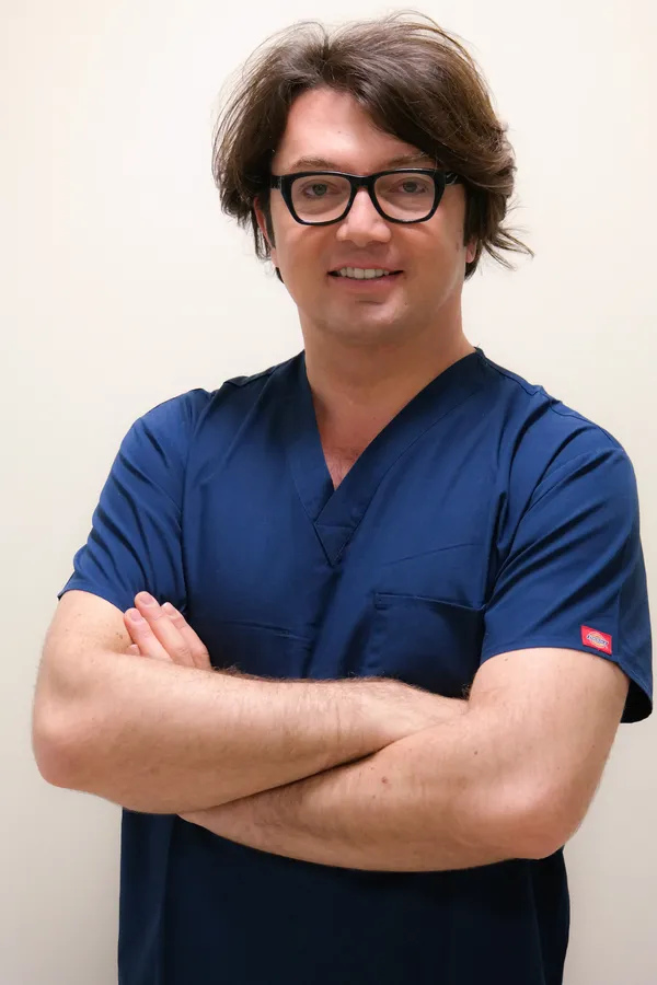 brezilya-kalcasina-dair-merak-edilenleri-op-dr-mete-aksu-anlatti-1614935055074.jpeg 'Brezilya kalçası'na dair merak edilenleri Op. Dr. Mete Aksu anlattı-1